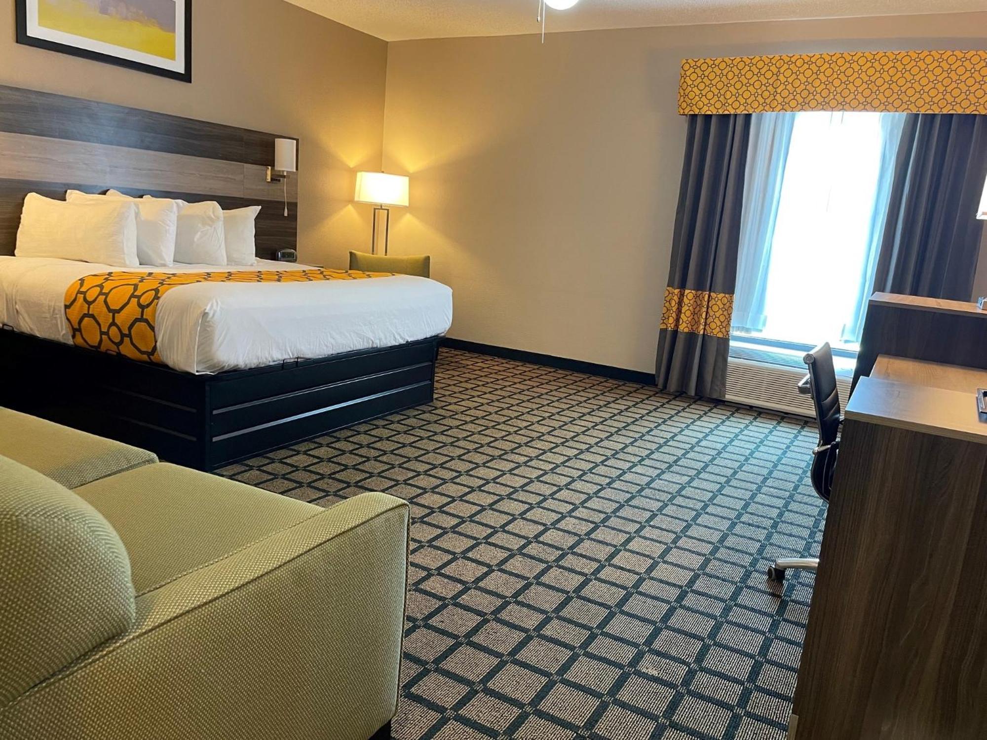 Baymont By Wyndham West Plains Hotel Екстериор снимка